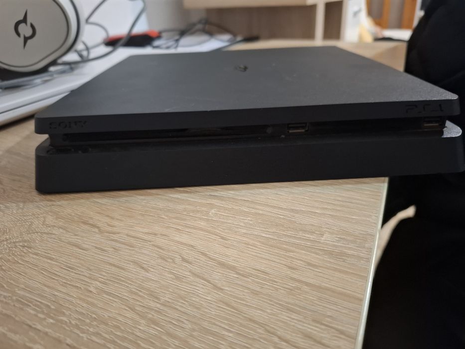 Playstation4 slim