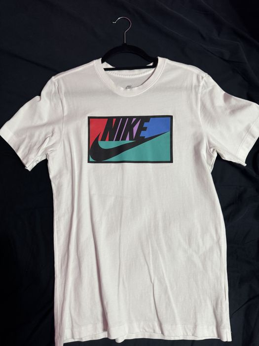 Nike тениска нова