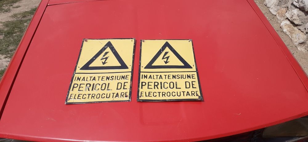 Semn tablă emailata/veche