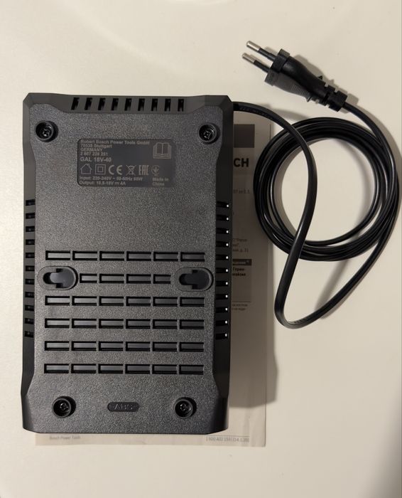 GAL18V-40 Incarcator rapid Li-Ion