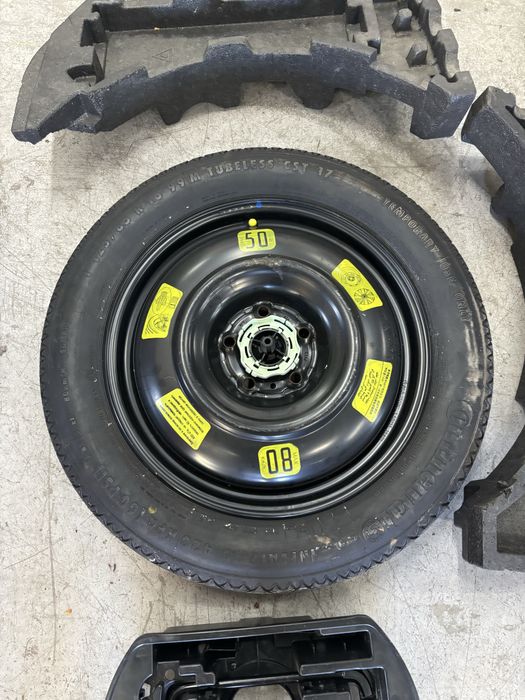 патерица/крик/ключ за peugeot 308 T9