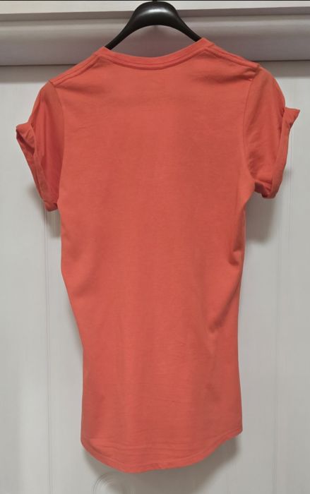 Дамска оригинална блузка.  Като нова     THE Nike TEE