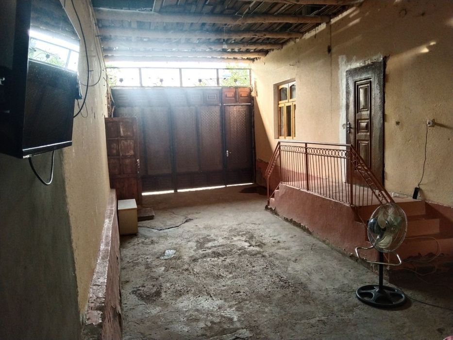 участок находится азодбаж