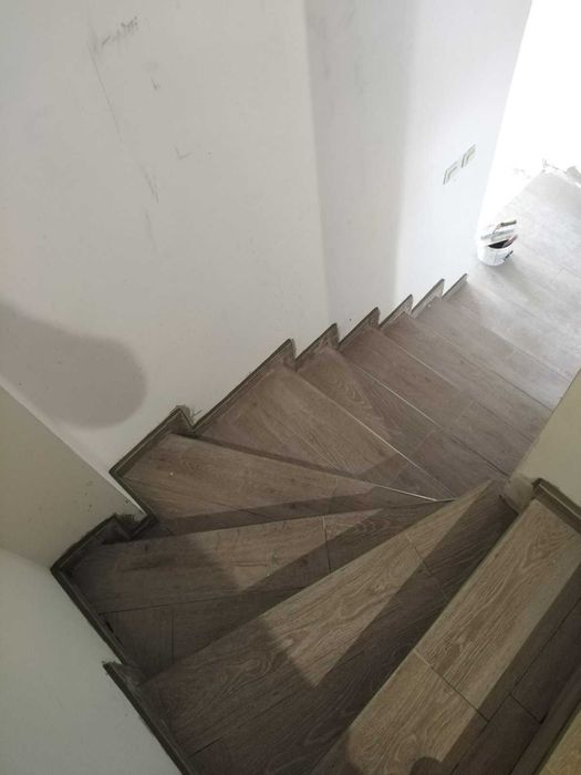 Майстор - шпакловка, боядисване, баня, полагане на подови настилки