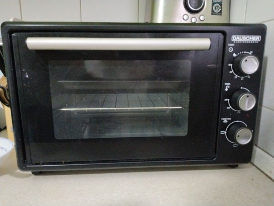 Продам печку для выпечки
