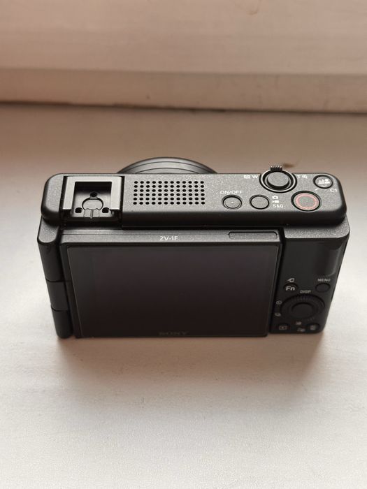 Sony zv-1f камера