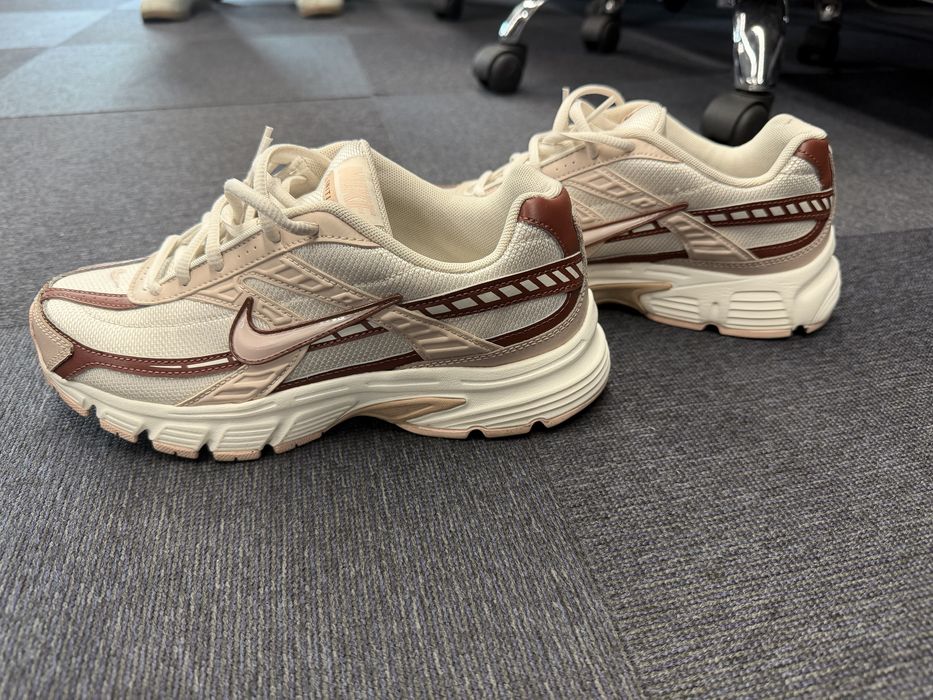 Кроссовки Nike INITIATOR