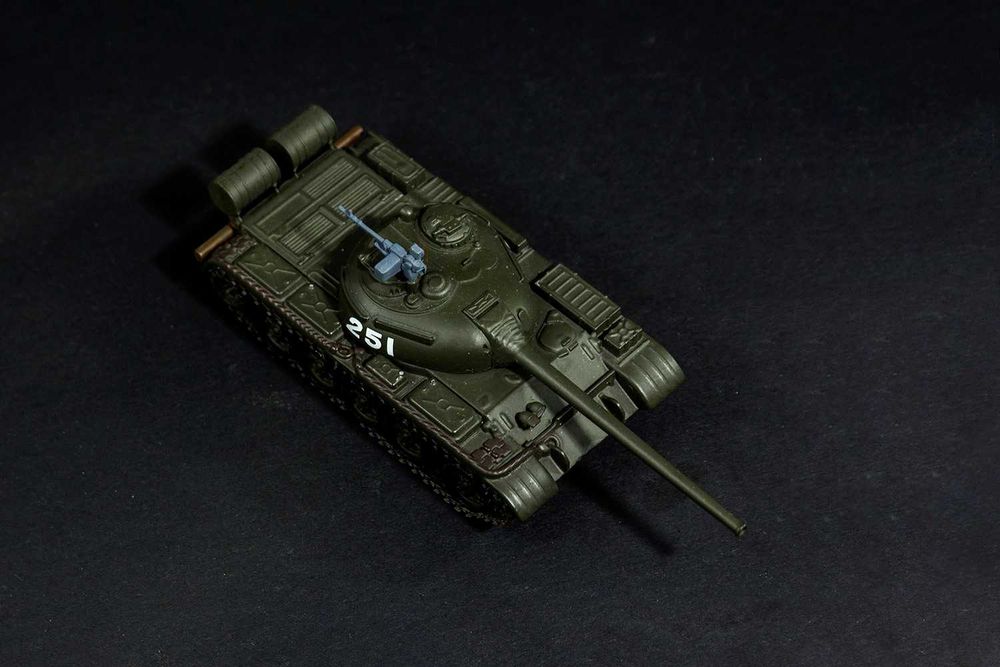 Танки в подарок Служащим армии и люб. военной техники!