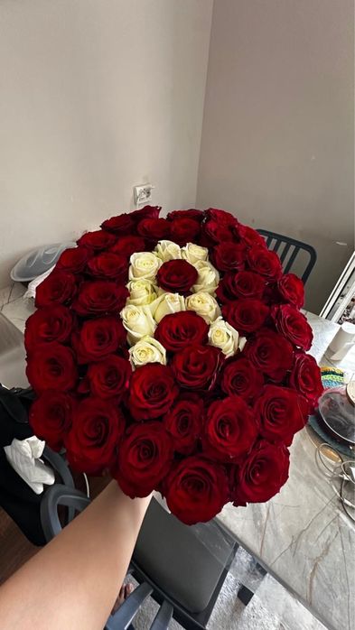 Продам 2 букета!