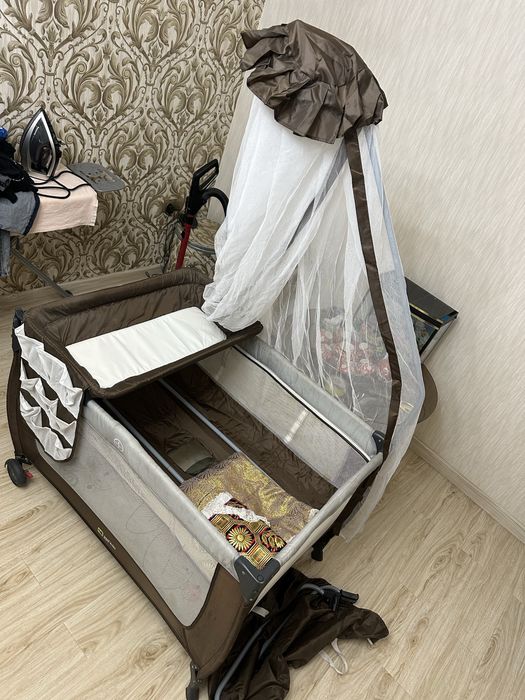 Манеж, люлька, кровать 3в1