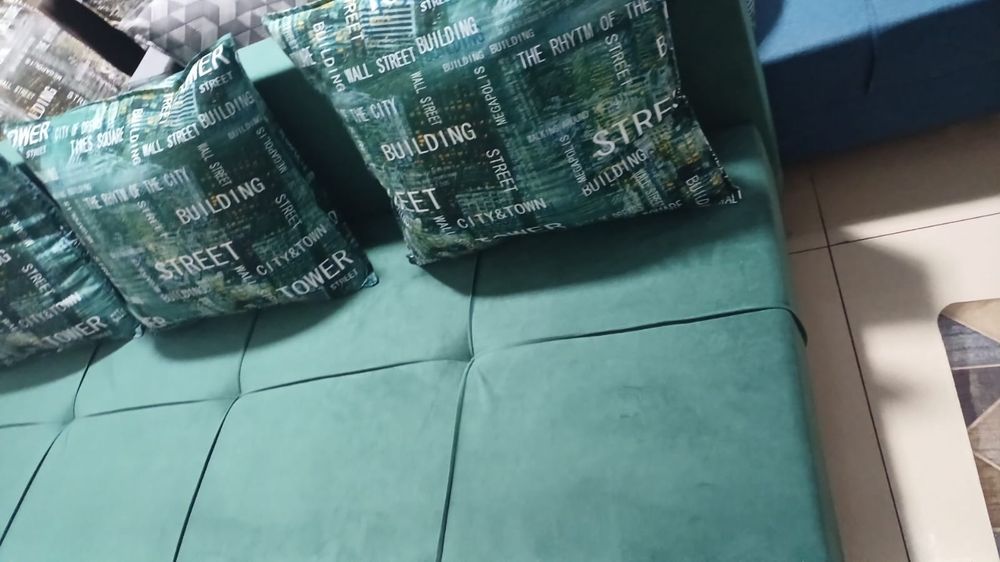 Продам диван тахта