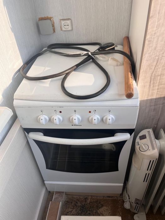 Стиральная машина и плитка