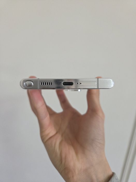 Продам samsung s22 ultra 256gb