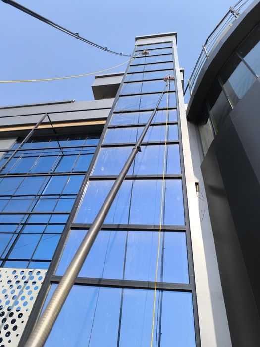 Bino ofisni tashqi qismini yuvish