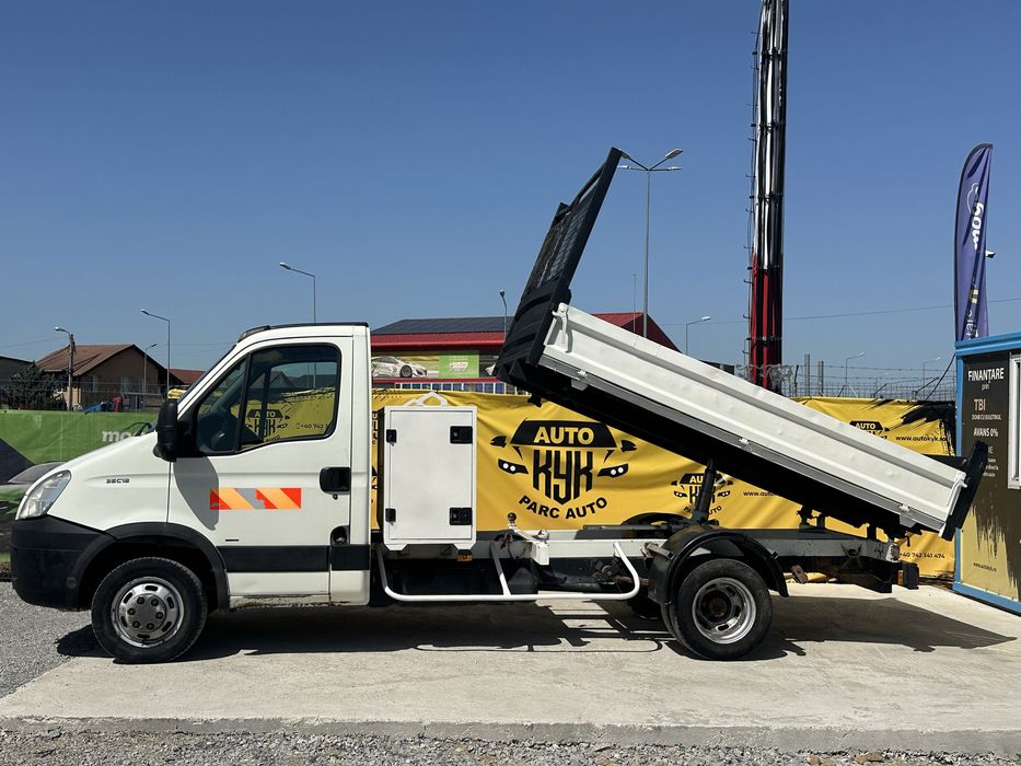Iveco Daily 3.5 T Cat B !! Basculabil 3 Parti !!