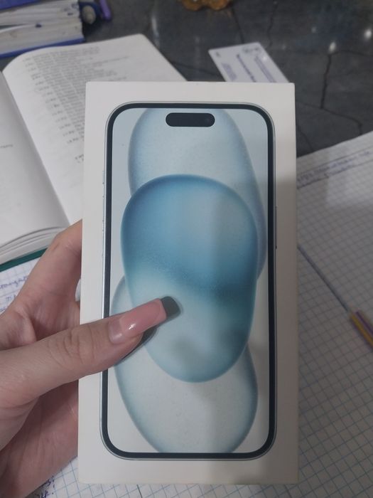 Продаю IPhone 15 128Gb
