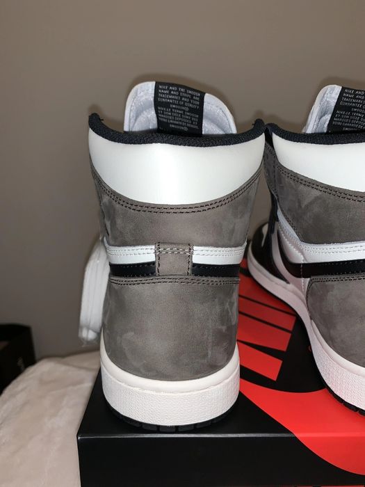 Jordan 1 Retro High OG Dark Mocha 
Dark Mocha