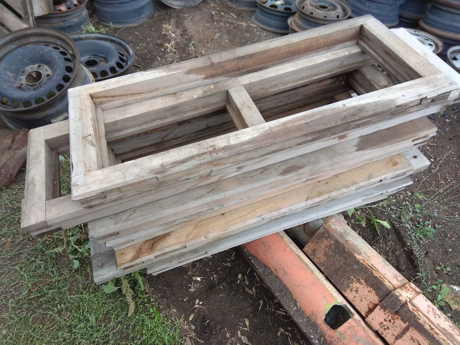 Продам новые оконные рамы, деревянные.