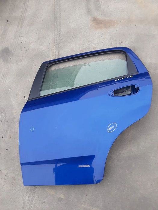 usa portiera stanga spate  fiat grande punto