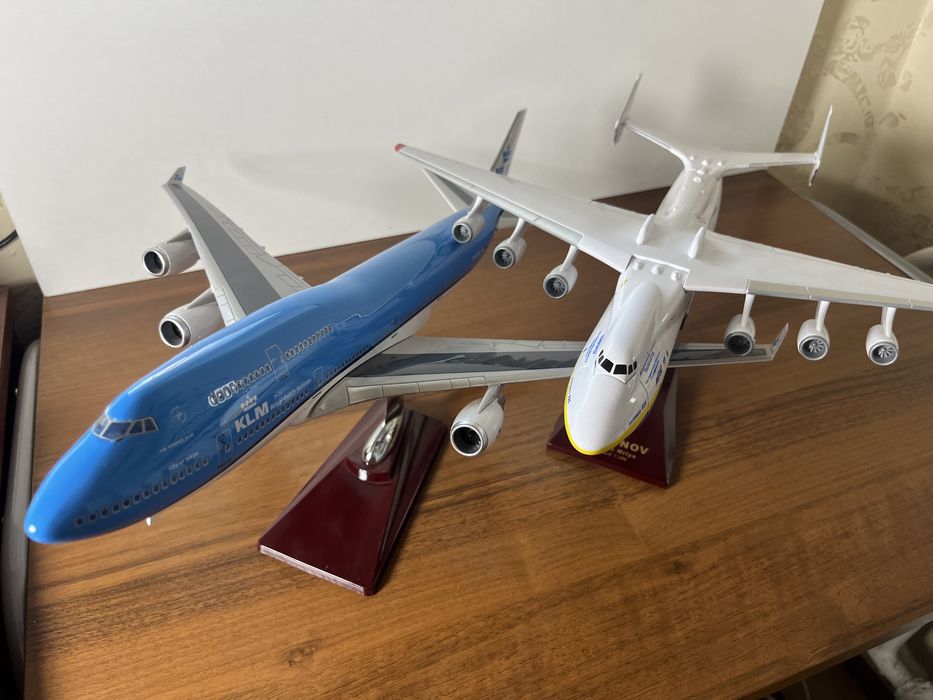 Продам модели Самолетов 1:200