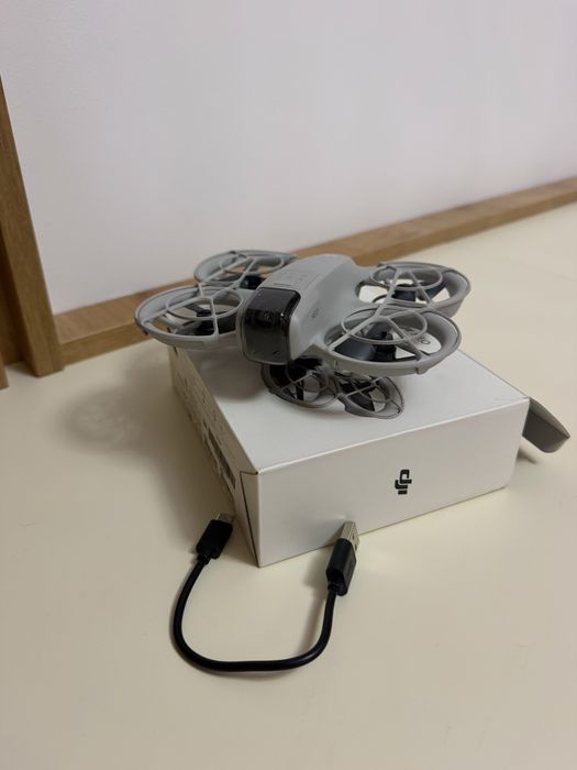 Dronă Nouă- DJI NEAO