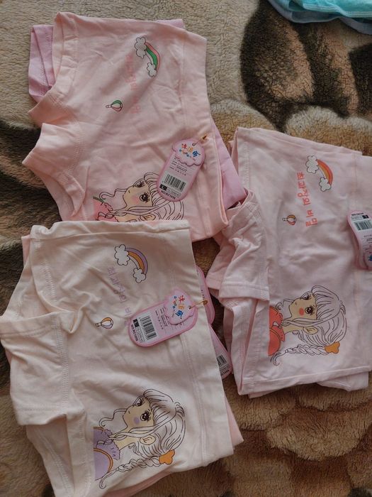 Товар одежды женские