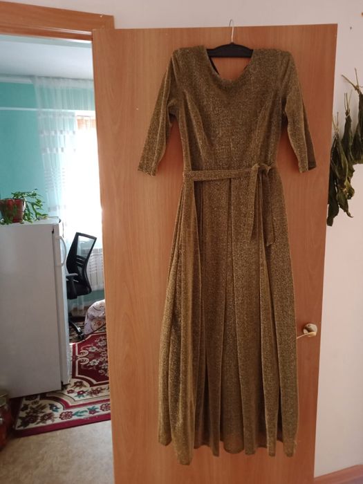 Платья на выход, вечерние платья