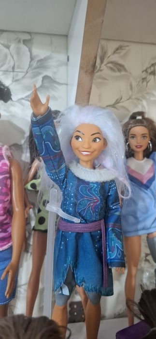 Продаются куклы барби