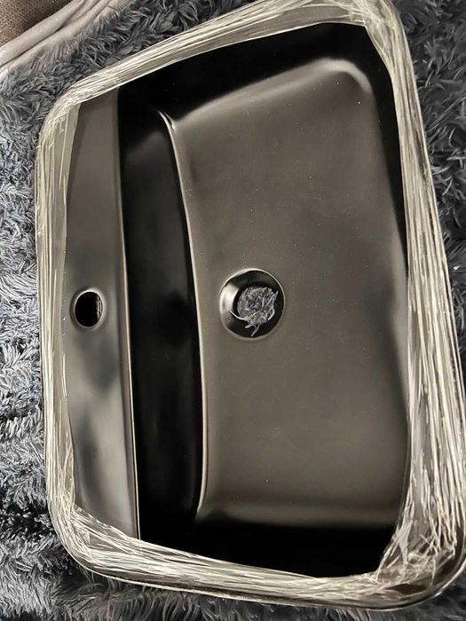 Мивка за баня черна