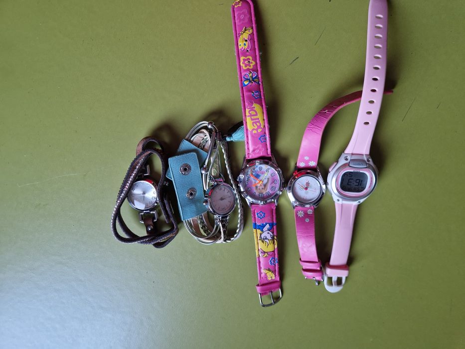 Ceas de mana - damă