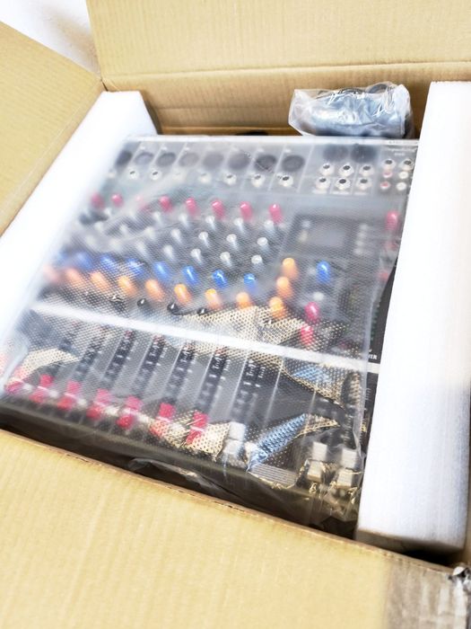 Mixer pasiv Mare / mic  claritate sunet cu  intrări nou .