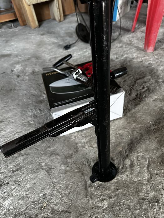 Cric auto Bmw de colectie