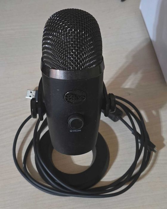 Микрофон Gaming Blue Yeti Nano USB