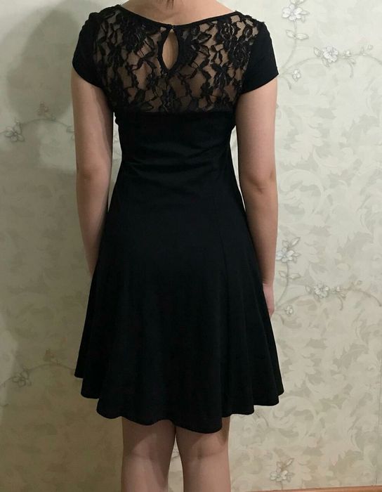 Черное платье