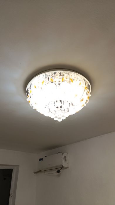 Люстра с пультом ДУ