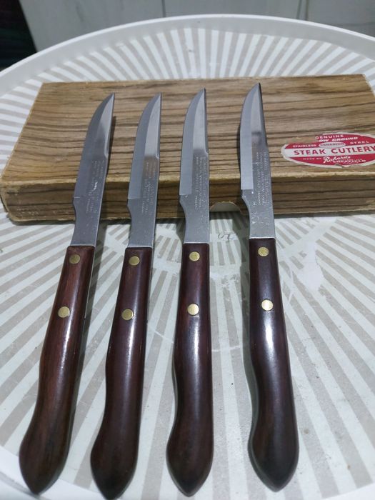 Cuțite vintage pentru friptură