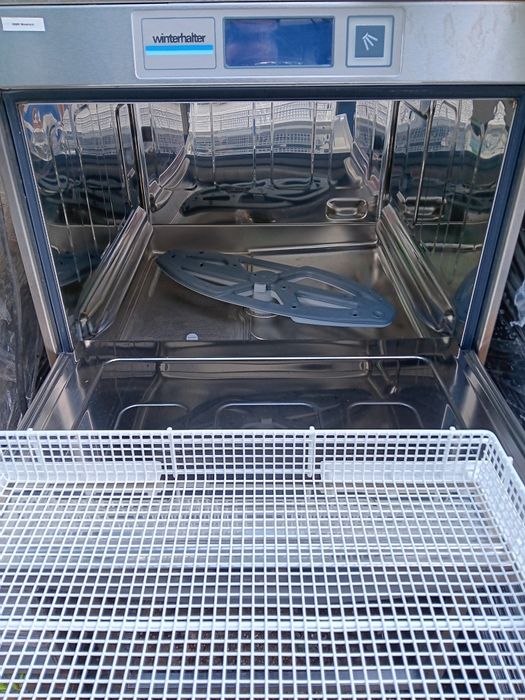 Съдомиялна / Чашомиялна машина Winterhalter  UC M