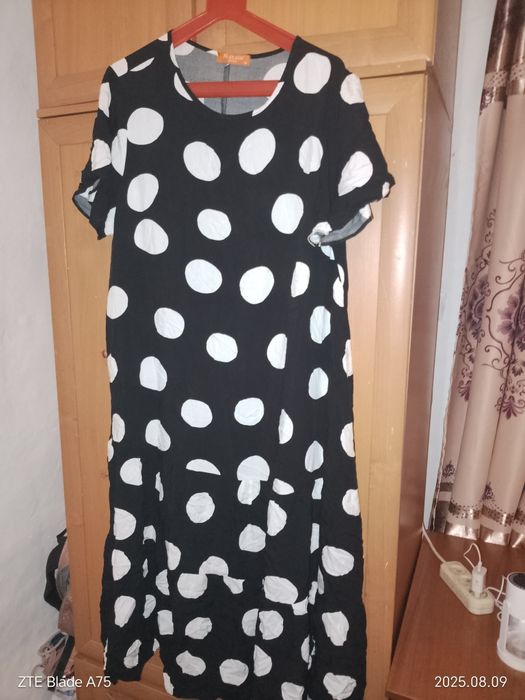 Платье женское .