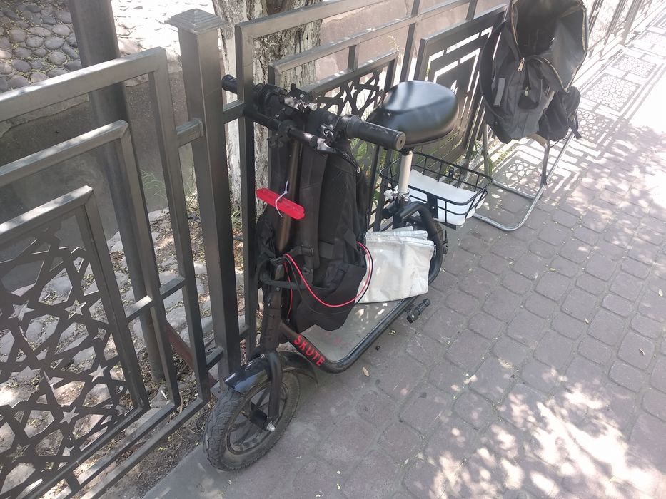 Продам электросамокат