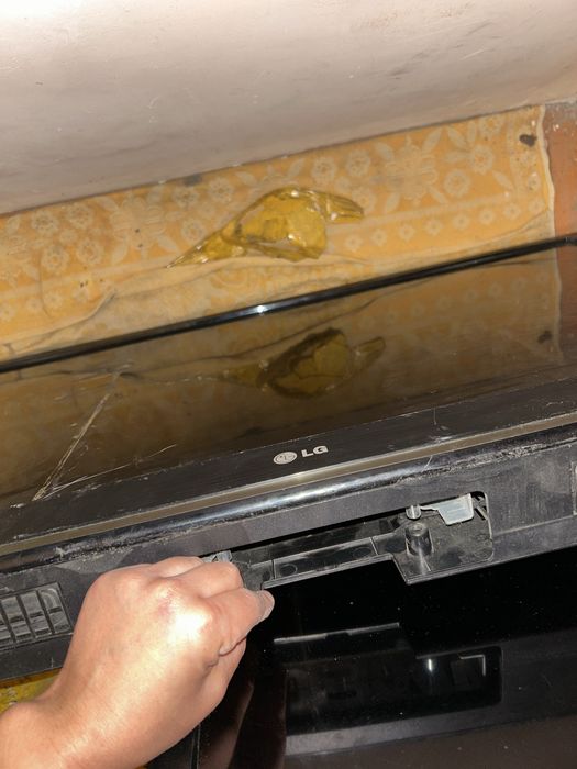 Телевизор сатылады на запчасть