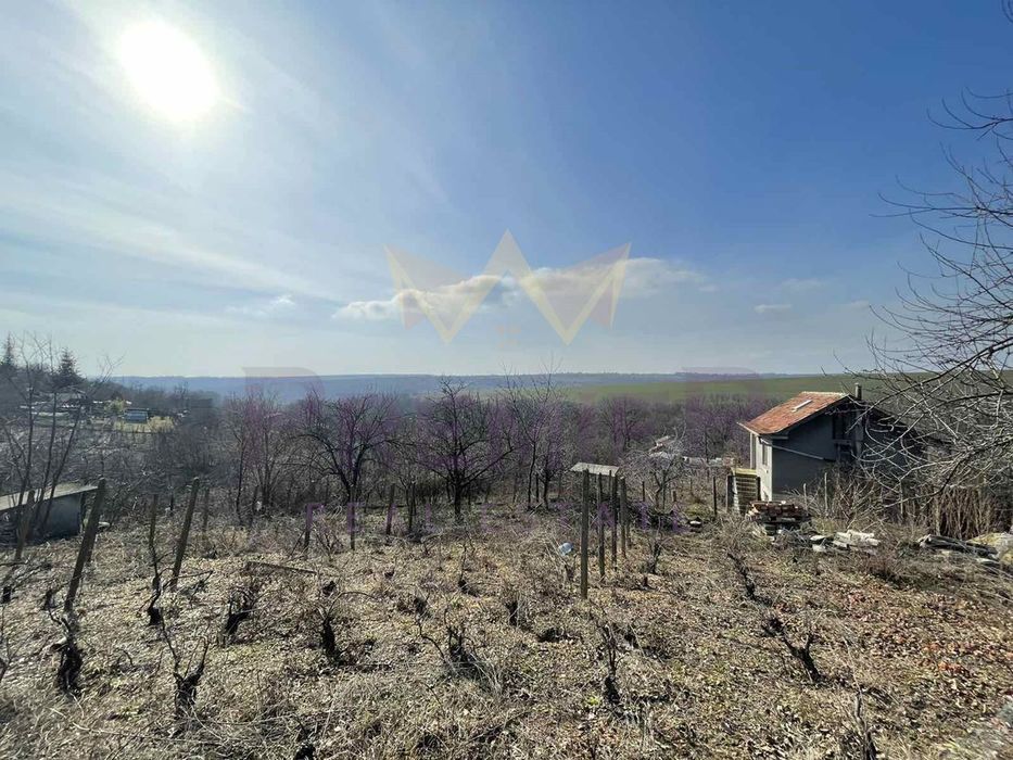 Парцел във Варна м-т Боровец площ 600 кв.м.