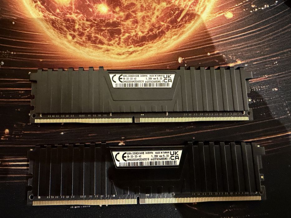 Рам памет Corsair Vengence LPX DDR 4 32 GB kit