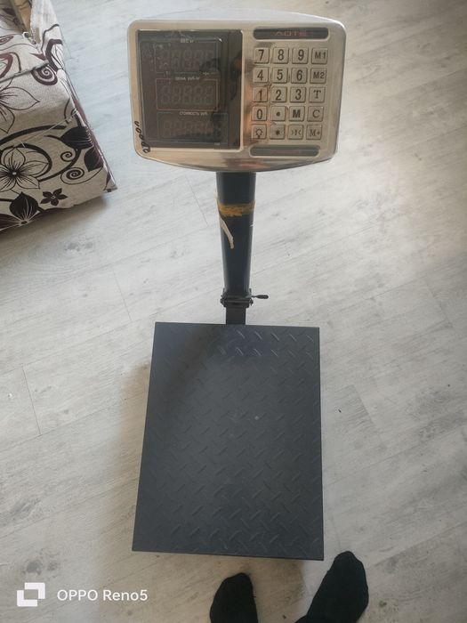 Продам весы за 20000тг торг ест