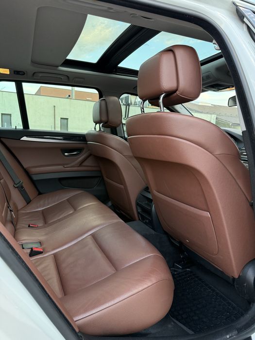 BMW Seria 5 520d F11