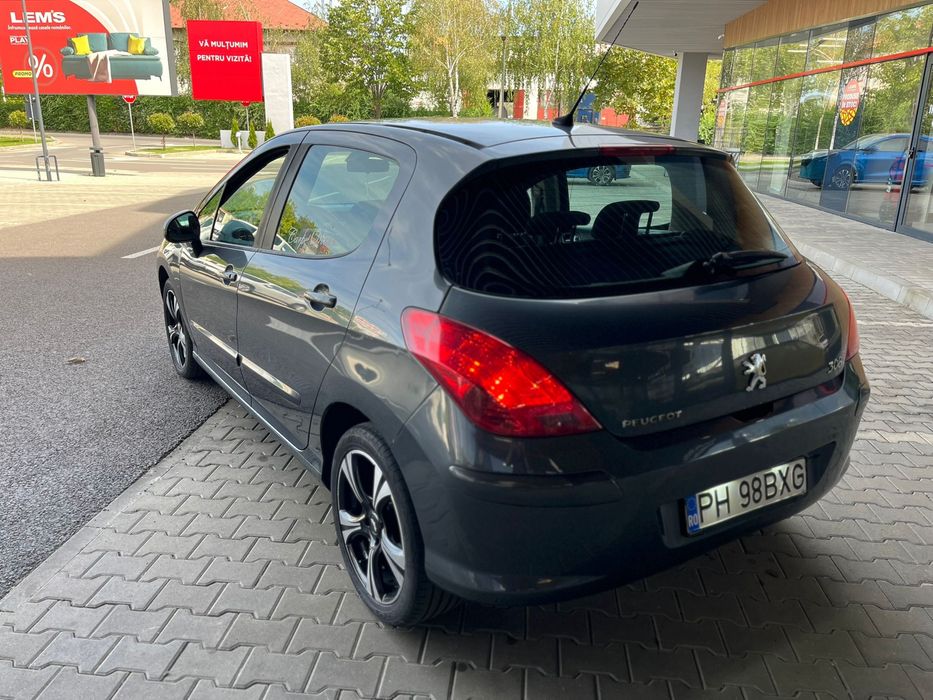 Vând Peugeot 308