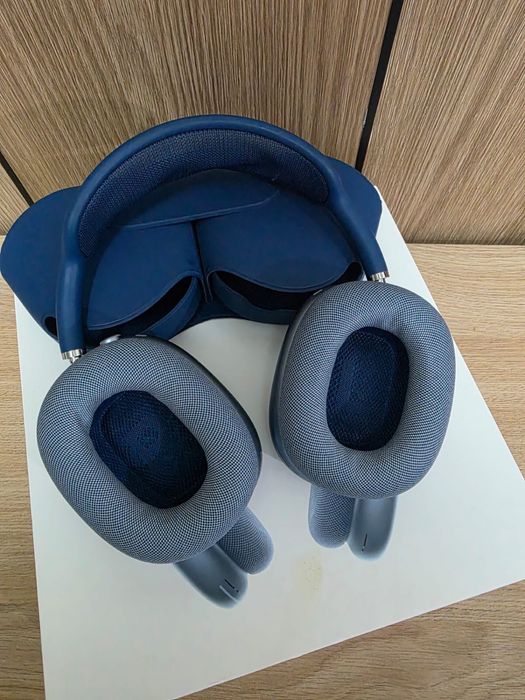 Airpods max продам