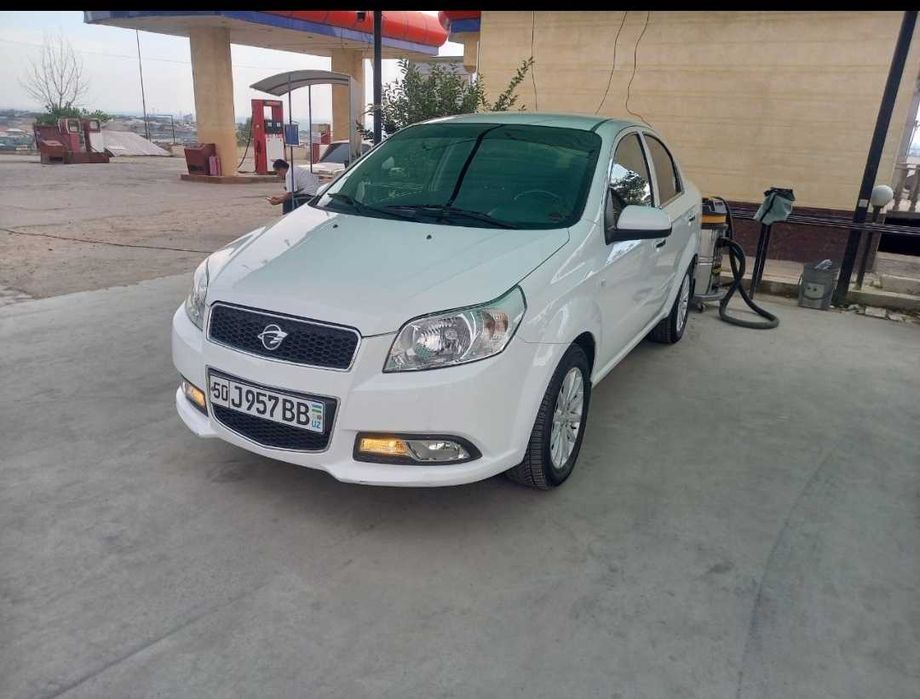 Автомобиль Nexia 3