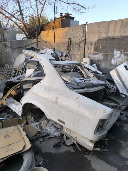 Задний крыло BMV e34