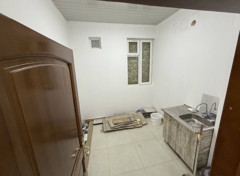 Аренда офис вдоль дороги Метро Максим Горький Салом Чойхона