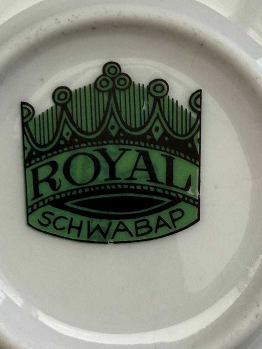 Порцеланово плато Royal Schwabap